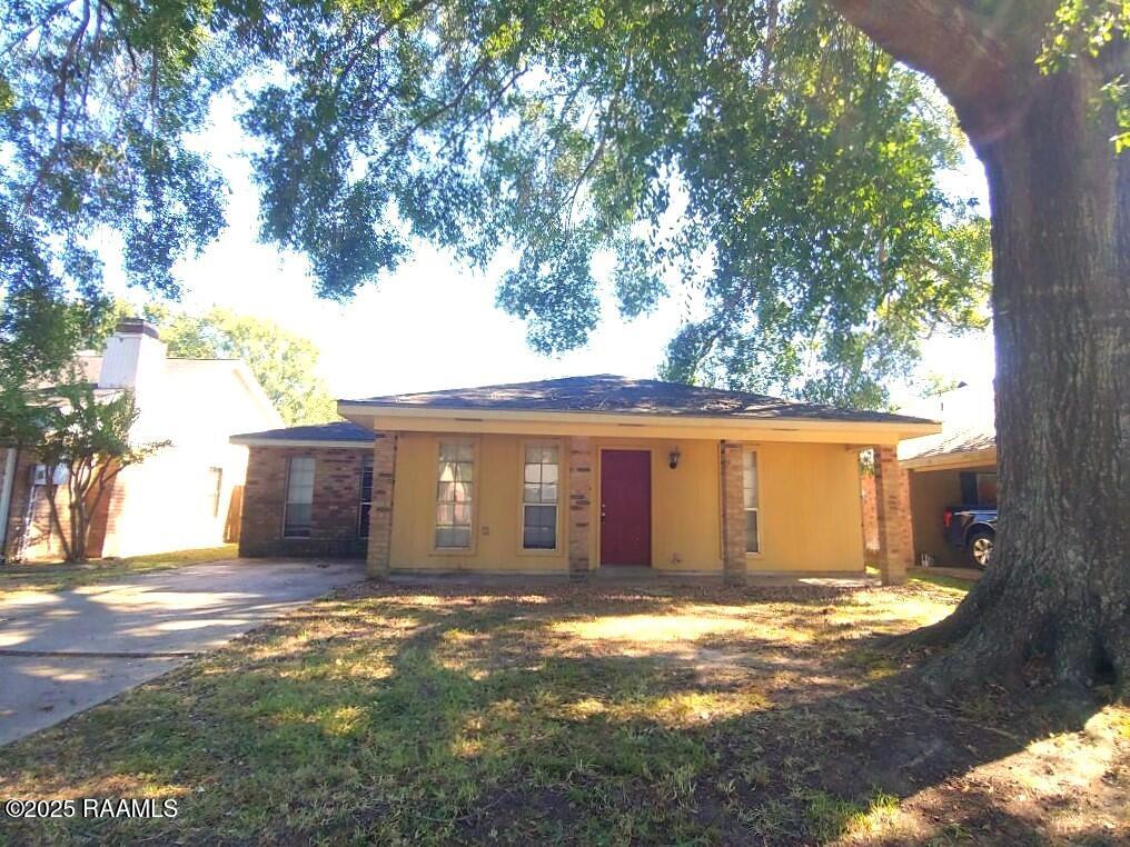 203 Caledonia Drive