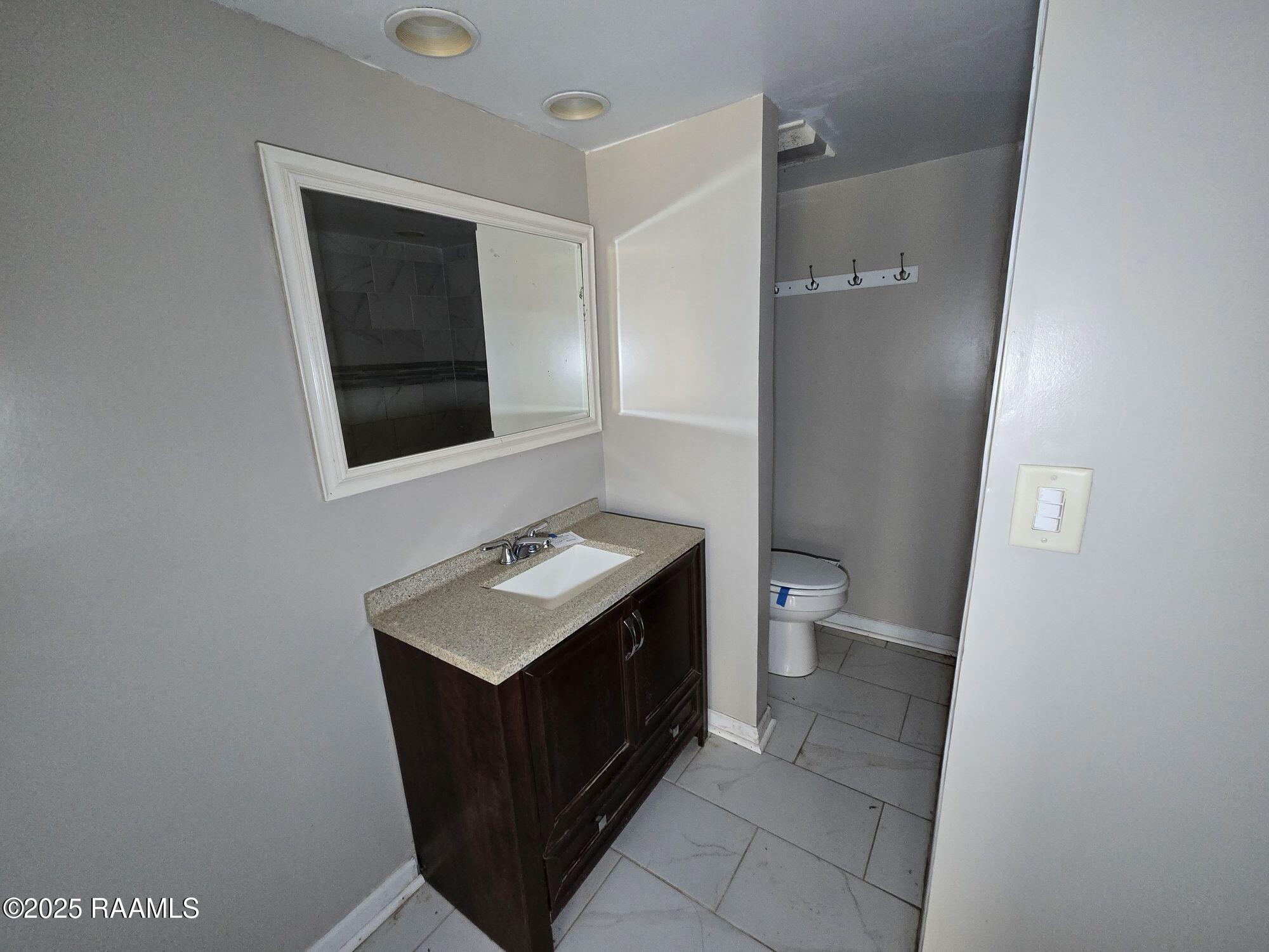 1212 N Wilderness Trail Trail