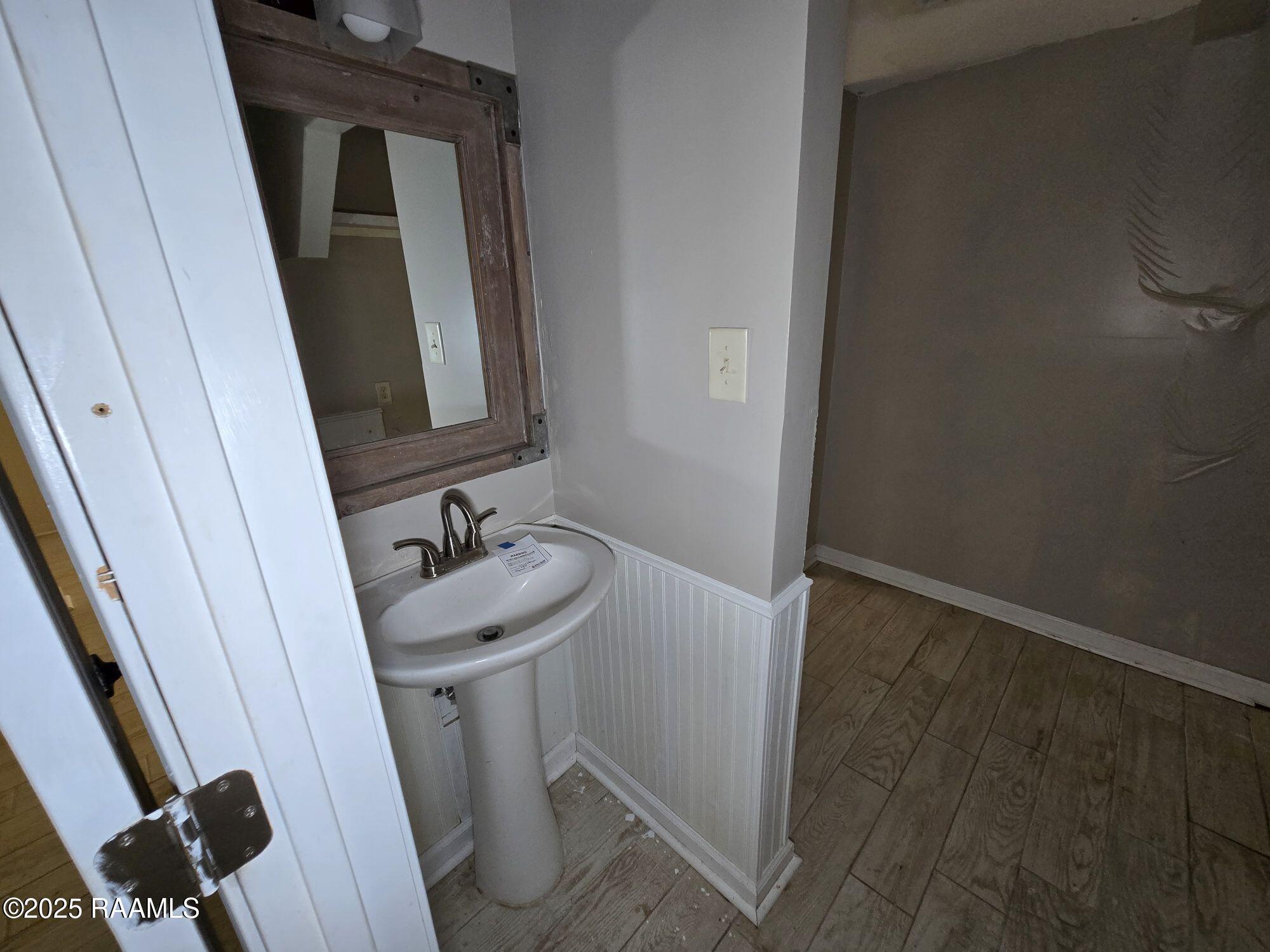 1212 N Wilderness Trail Trail