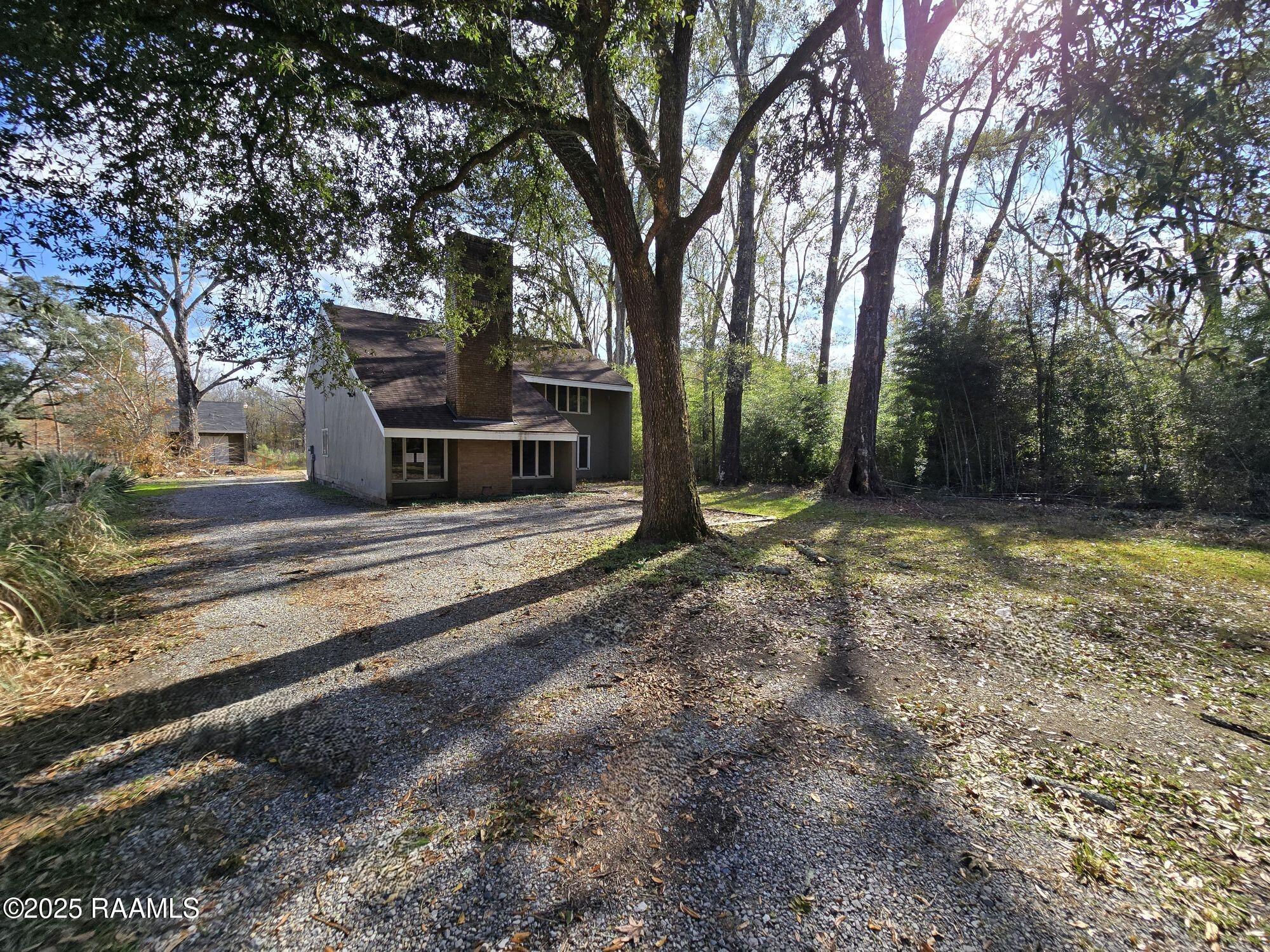 1212 N Wilderness Trail Trail
