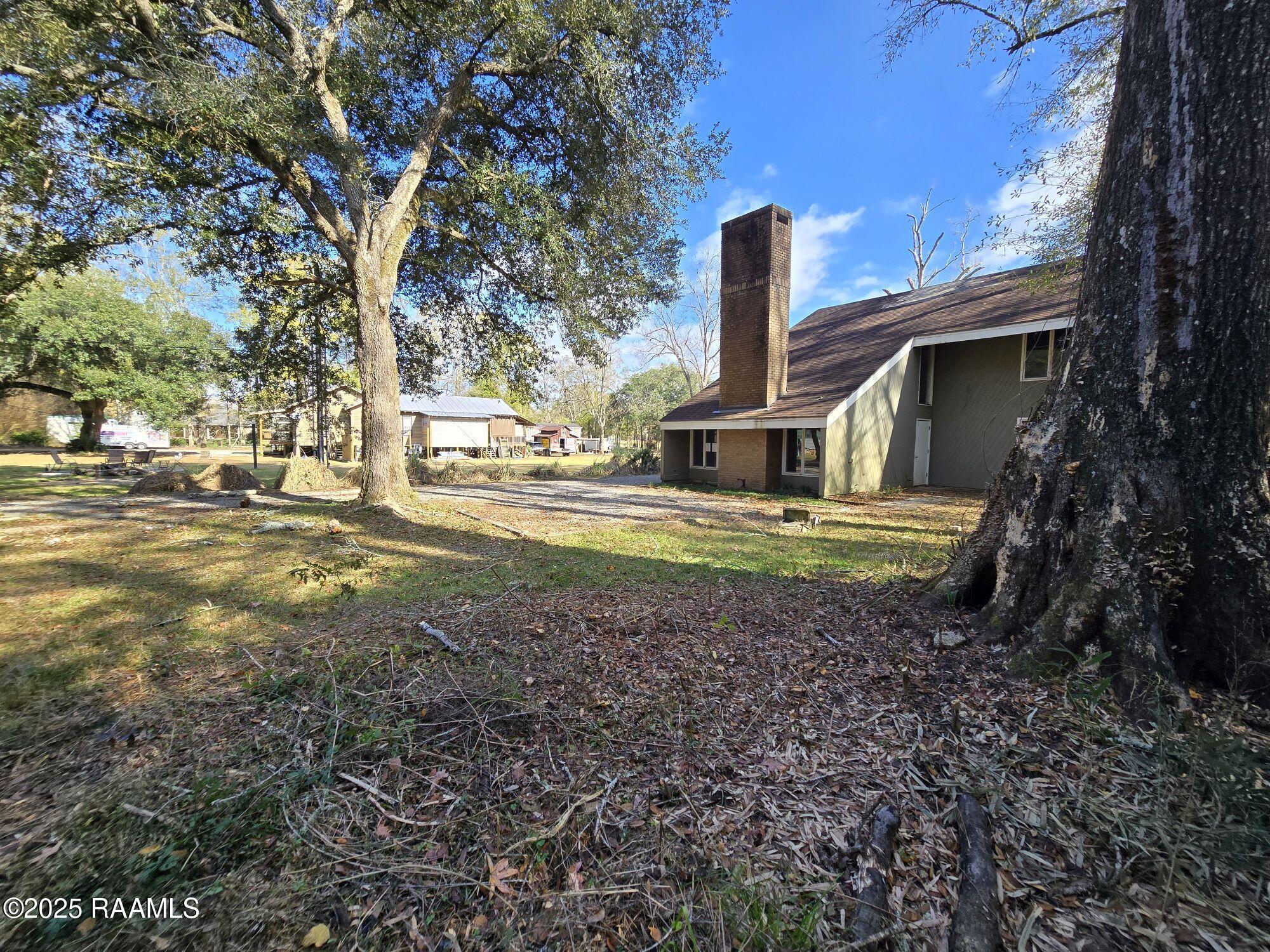 1212 N Wilderness Trail Trail