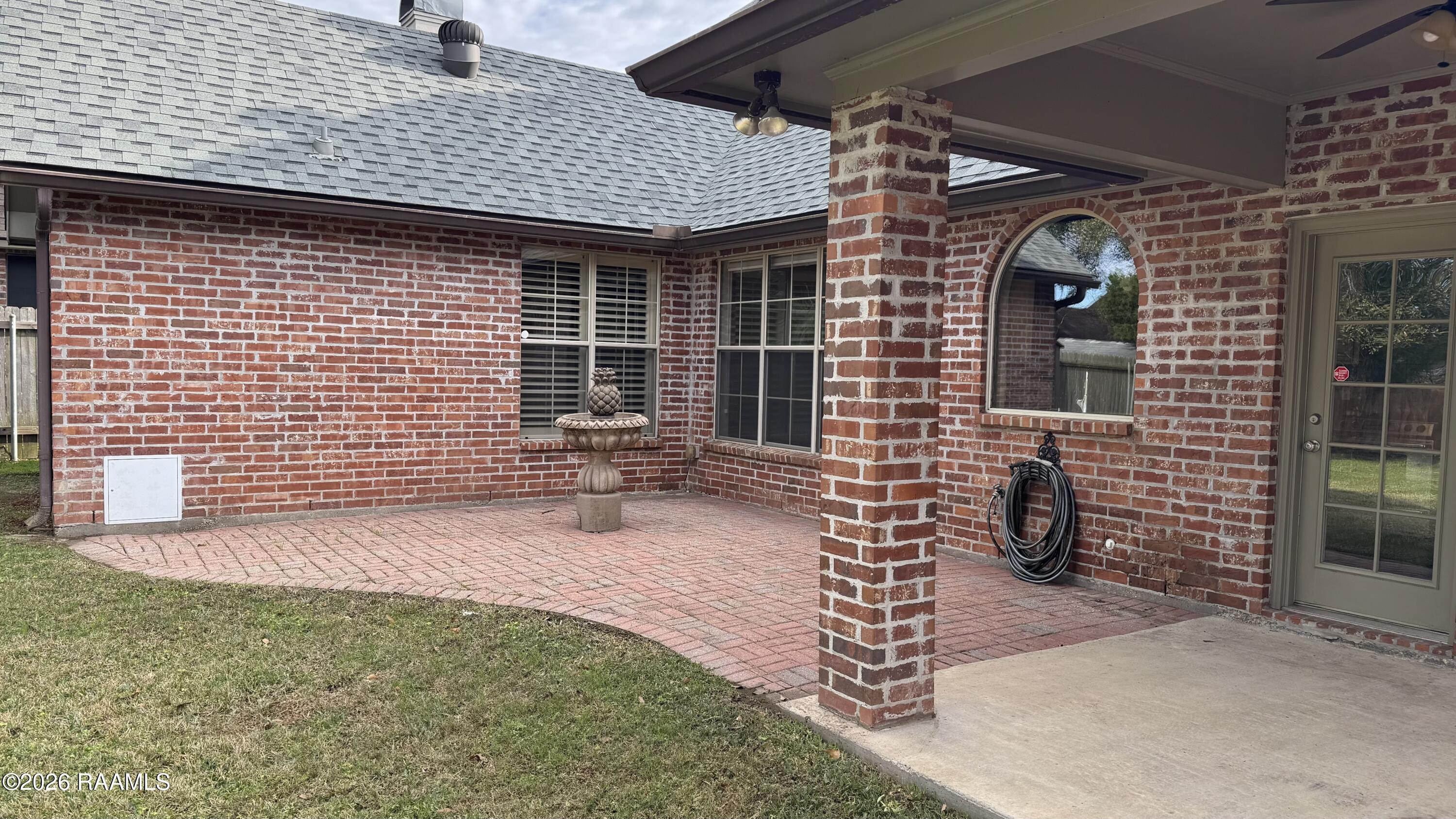 209 Metairie Court