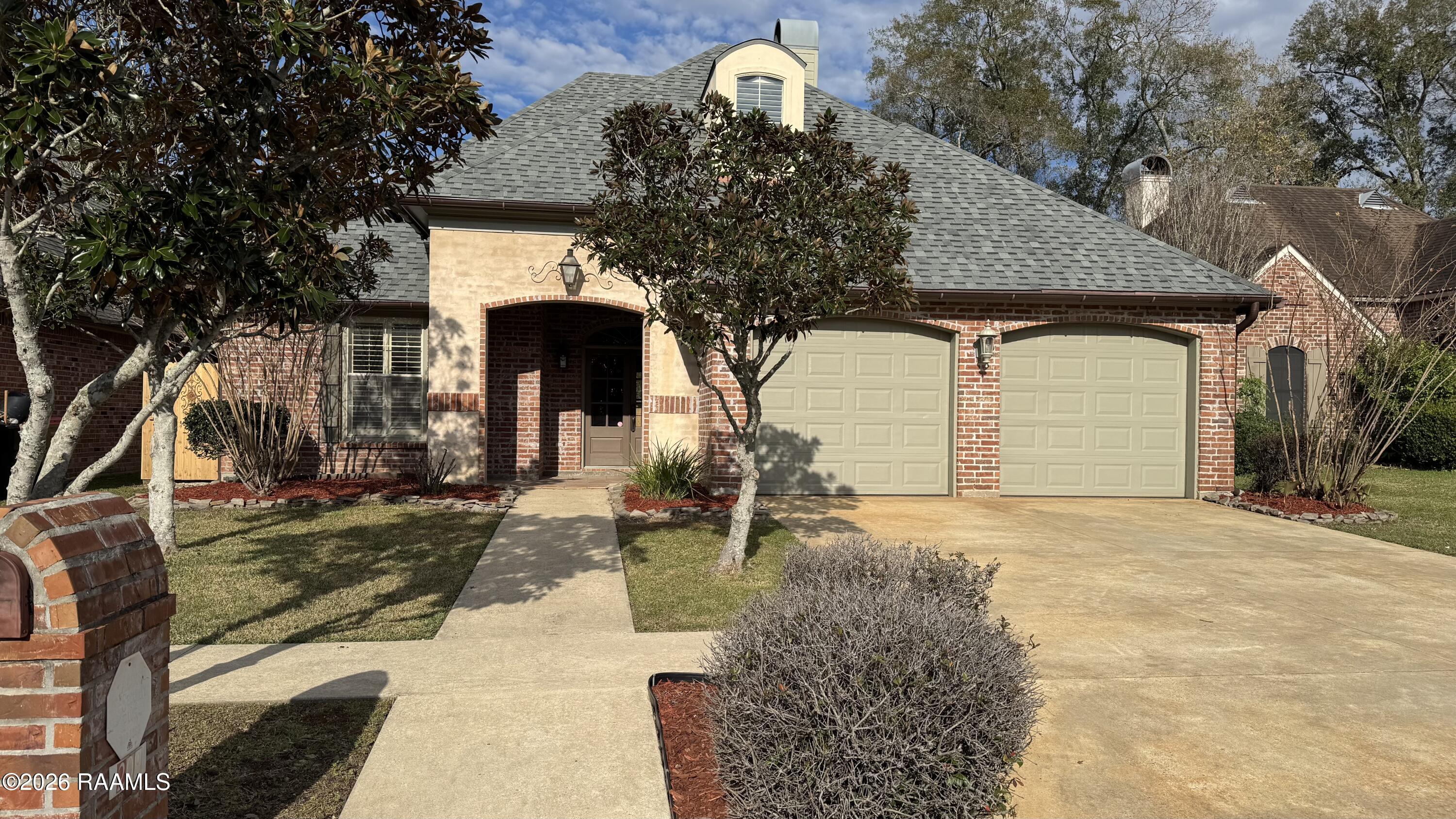 209 Metairie Court