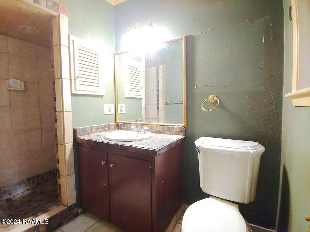 116 Robert Lee Circle