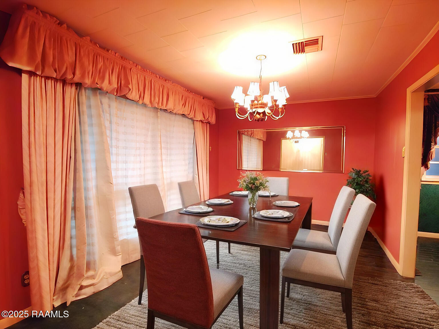 116 Robert Lee Circle
