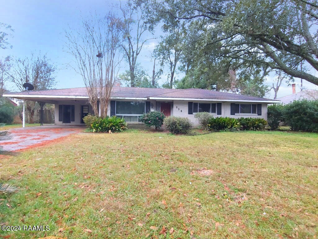 116 Robert Lee Circle