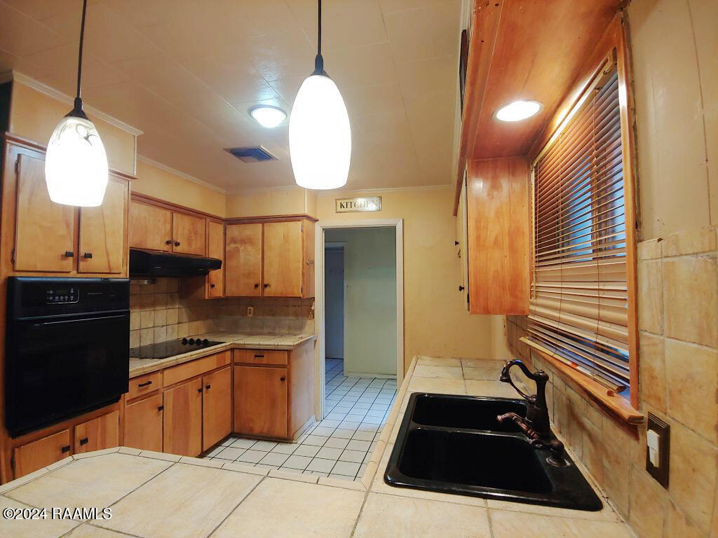 116 Robert Lee Circle