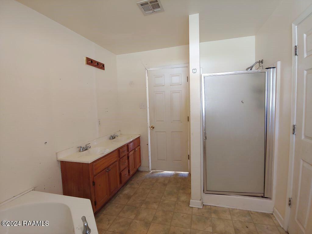 216 Jeanette Drive