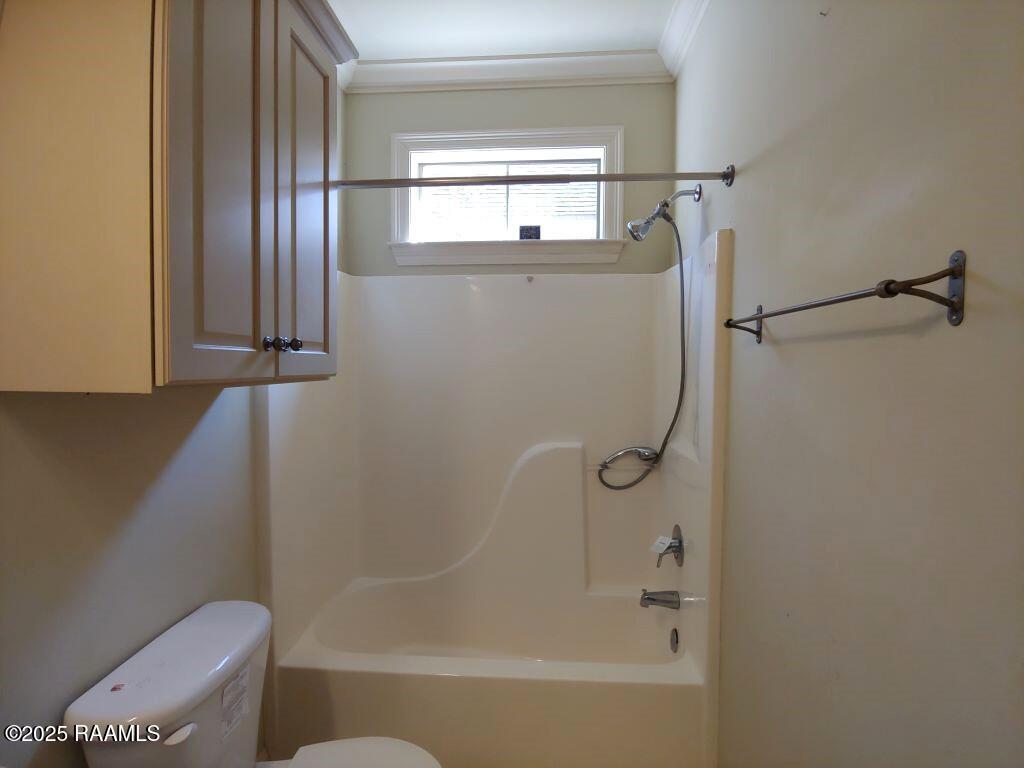203 Metairie Court