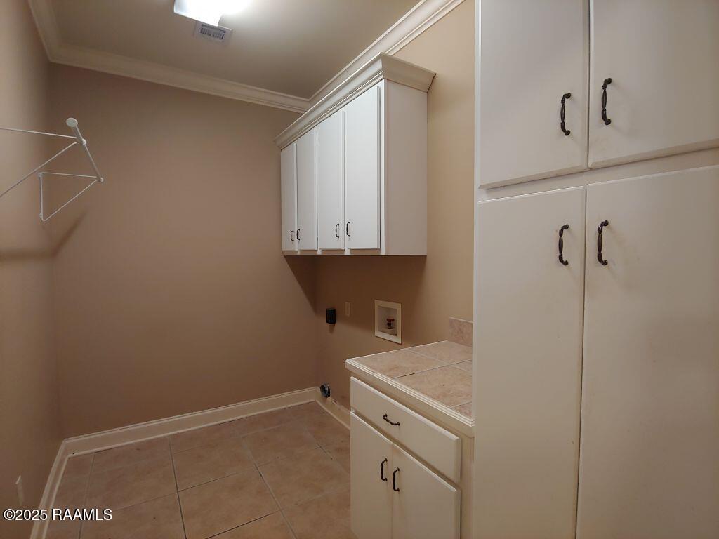 203 Metairie Court