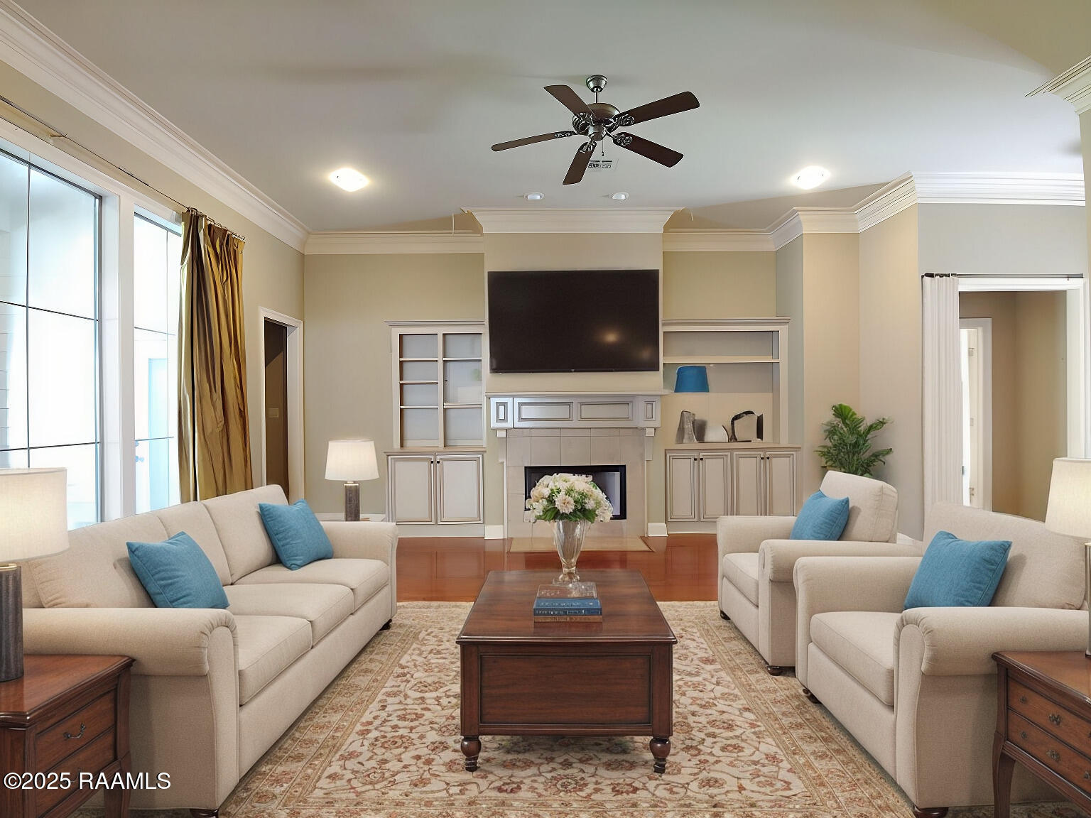 203 Metairie Court