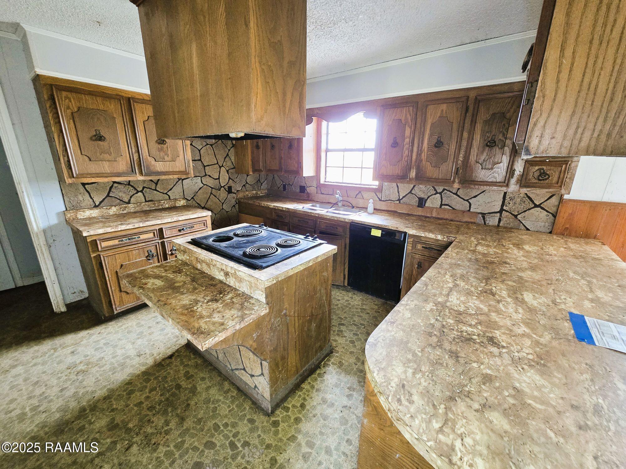 636 Cheramie Road