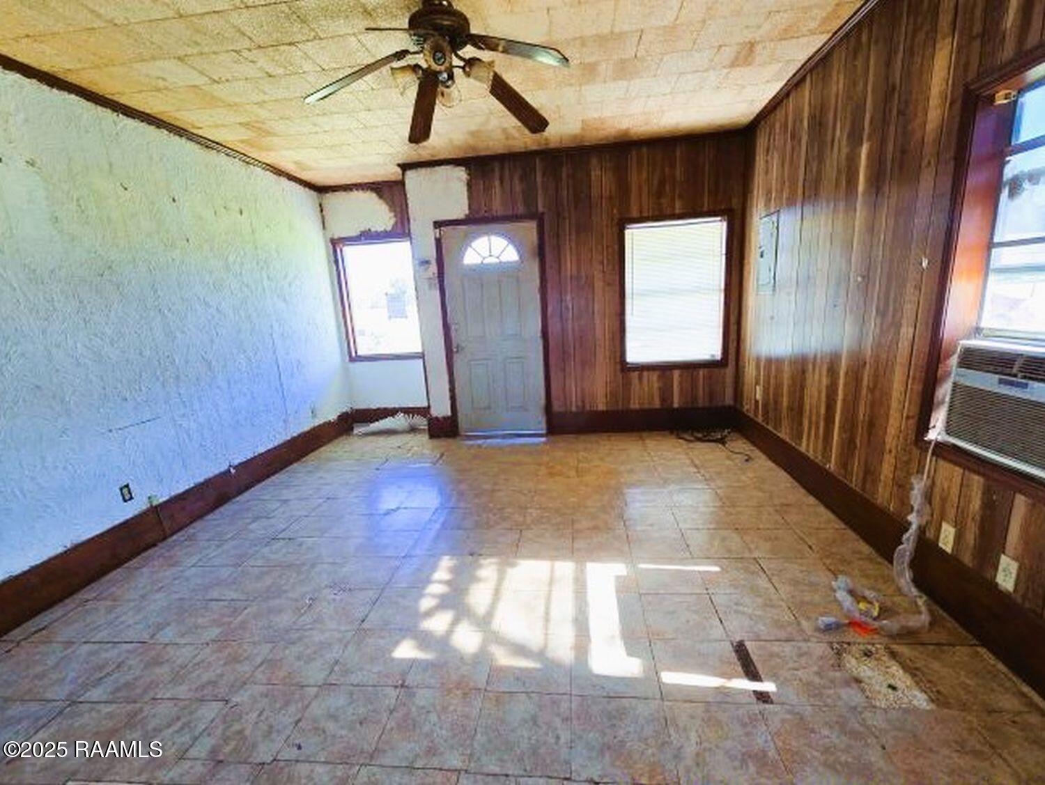 11308 Grosse Isle Road