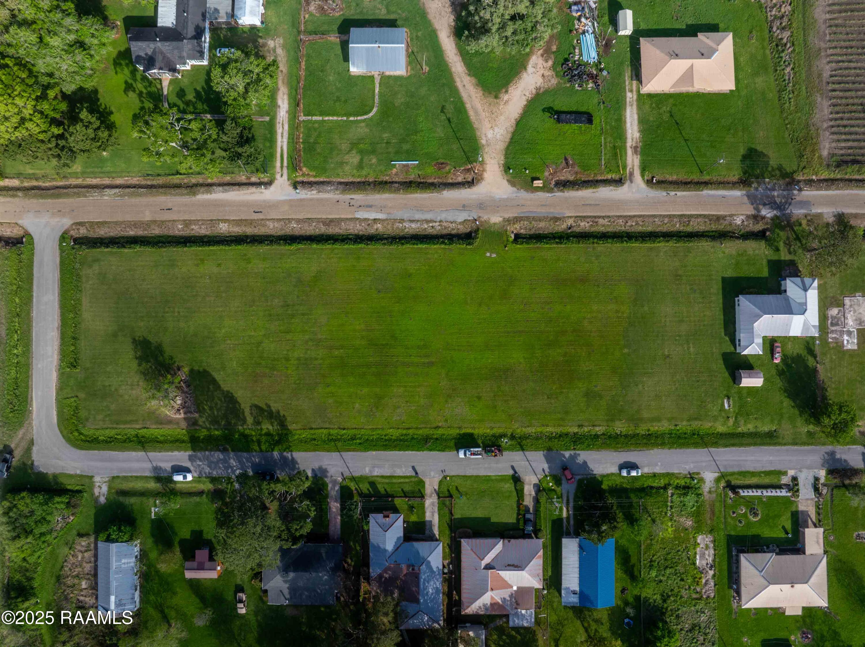 1023 Monnot Road