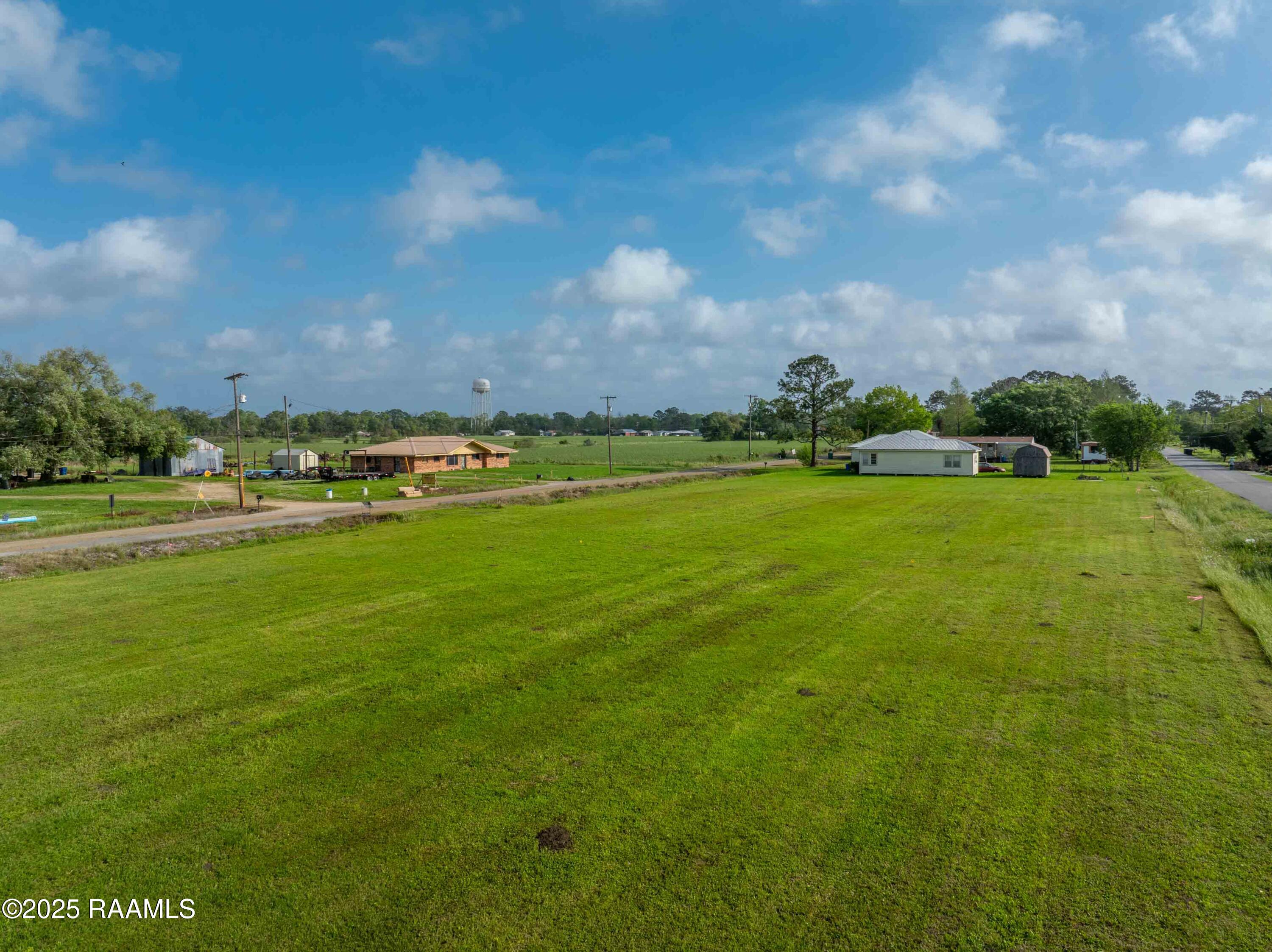1023 Monnot Road