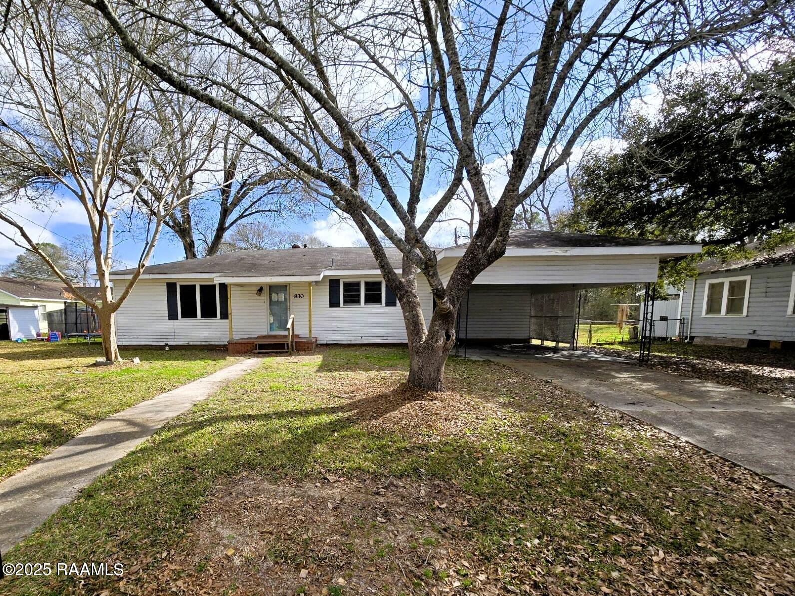 830 N 6th Street