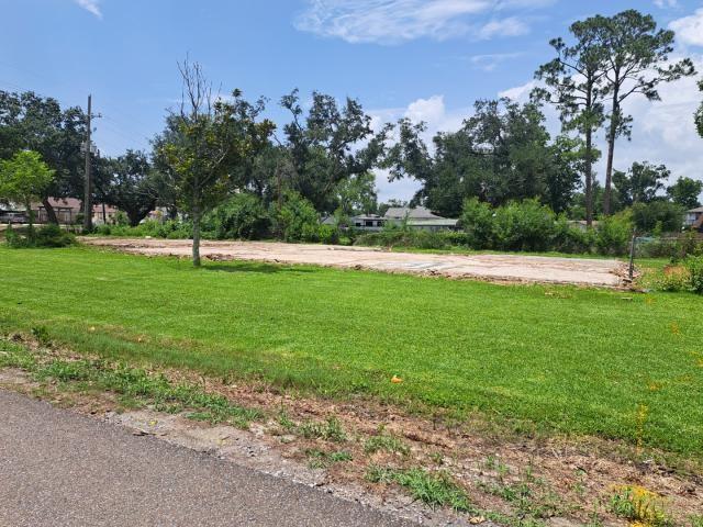 133 HIGHRIDGE Drive
