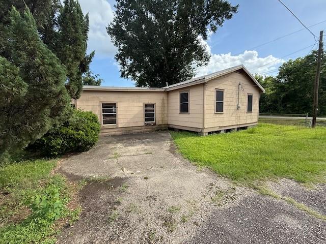 624 GARYVILLE NORTHERN Street