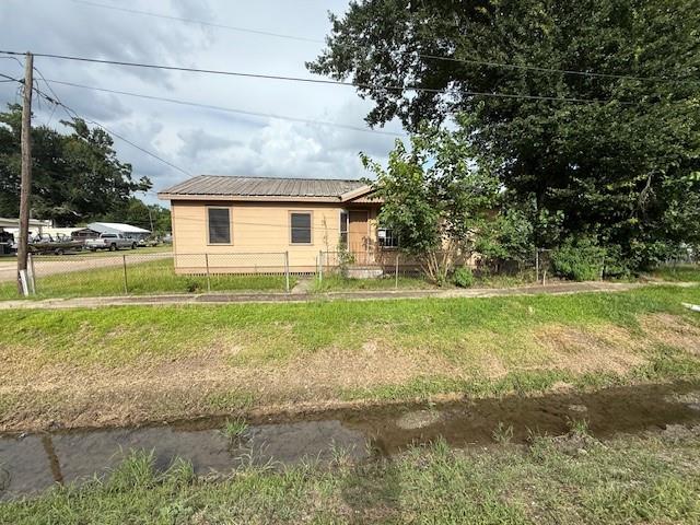 624 GARYVILLE NORTHERN Street