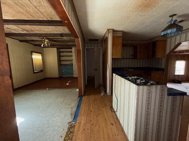 624 GARYVILLE NORTHERN Street