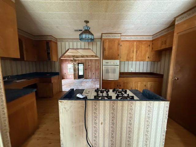 624 GARYVILLE NORTHERN Street