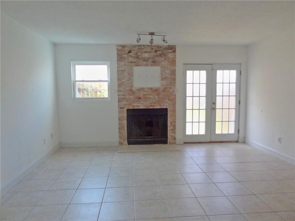 1600 MARSEILLE Drive 31