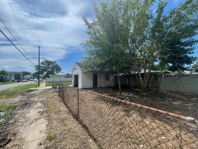 3400 MANDEVILLE Street