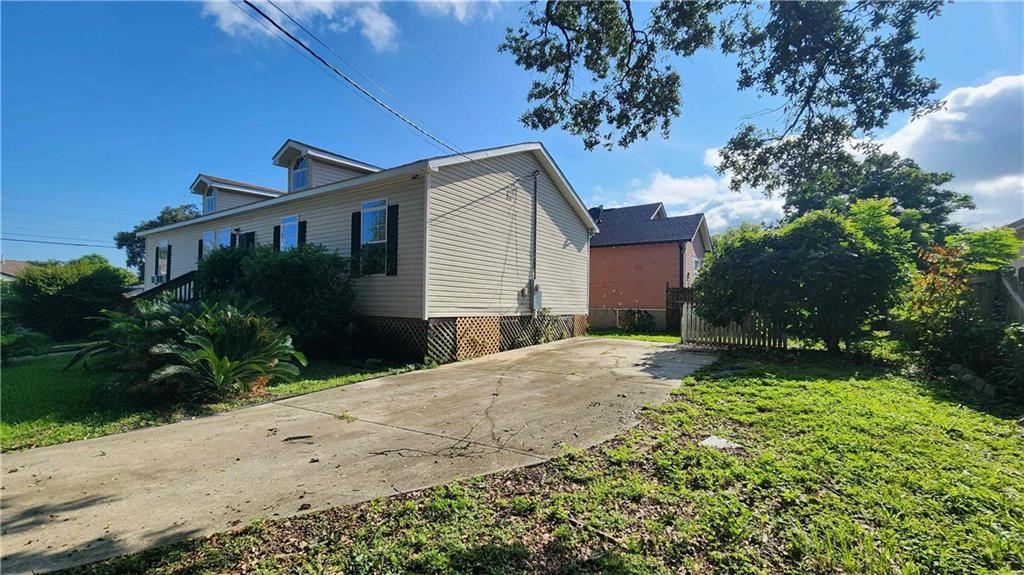 5177 MONTEGUT Drive