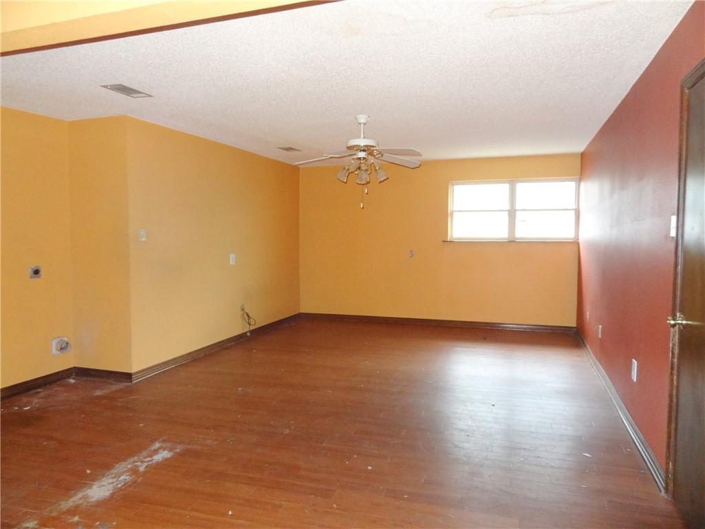 80 NASSAU Avenue