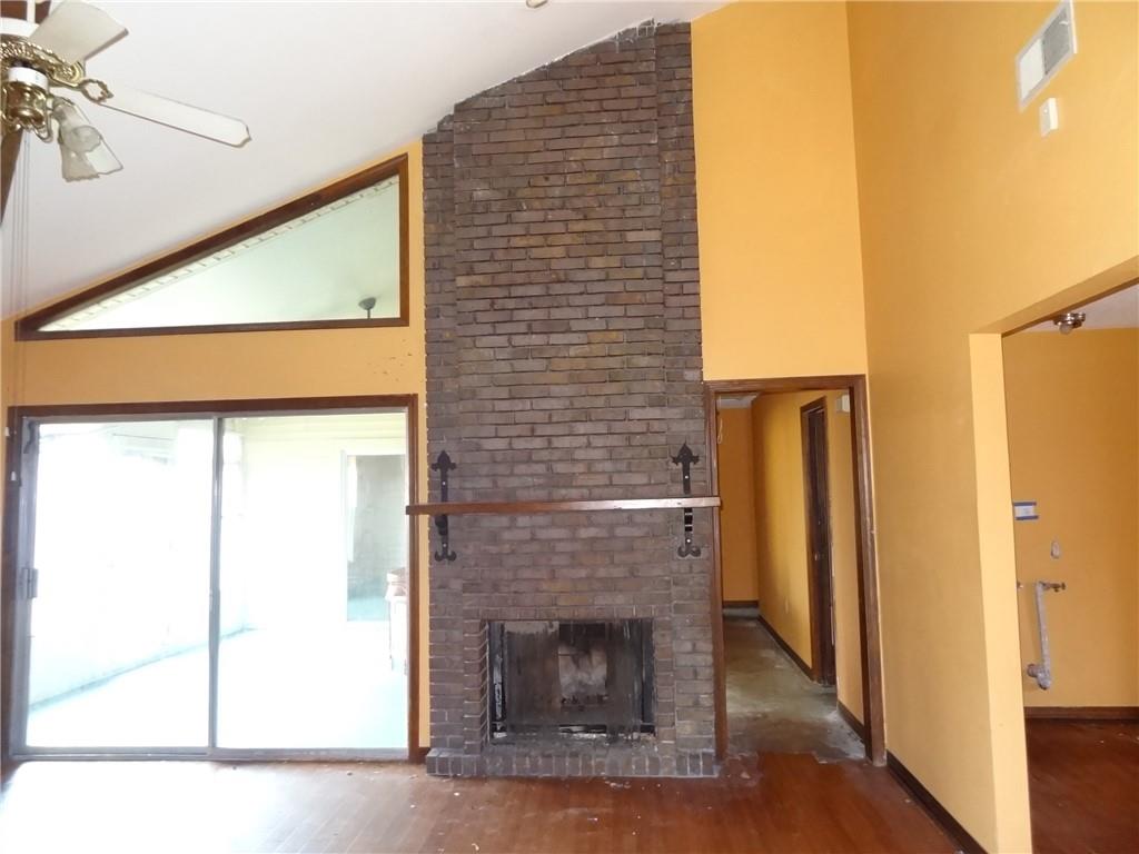 80 NASSAU Avenue