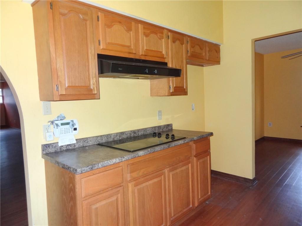 80 NASSAU Avenue