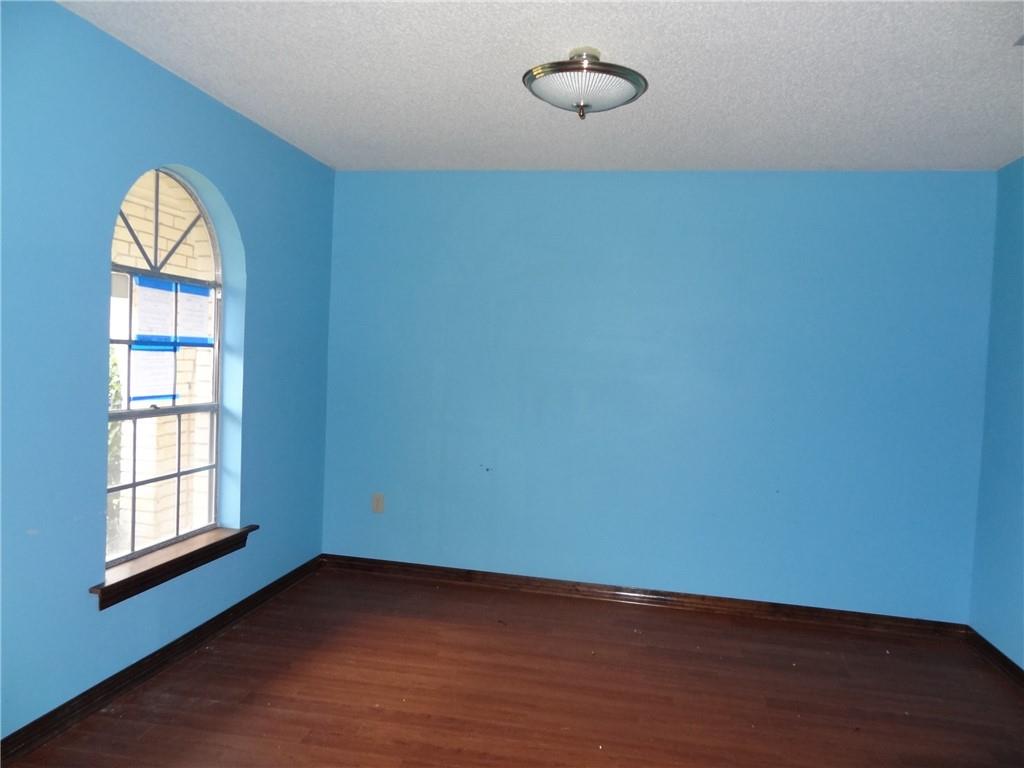 80 NASSAU Avenue