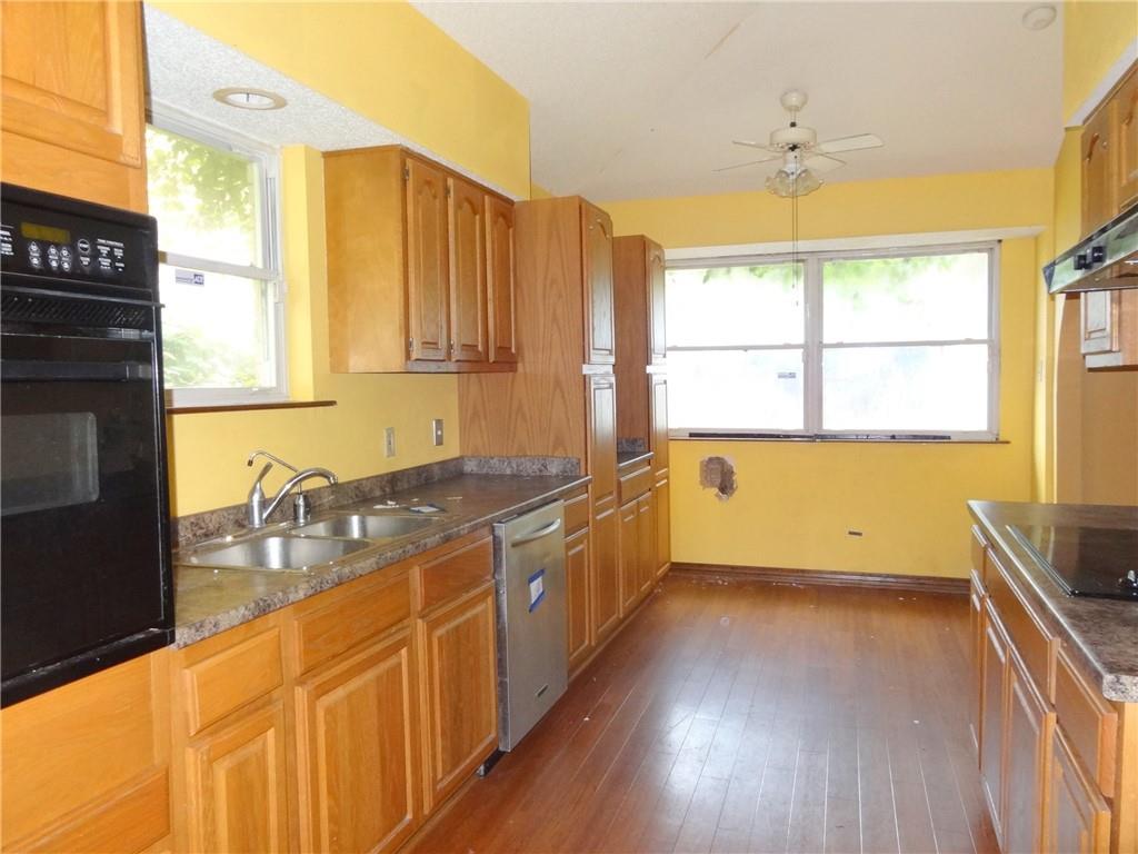 80 NASSAU Avenue