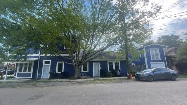 1701 CAMBRONNE Street
