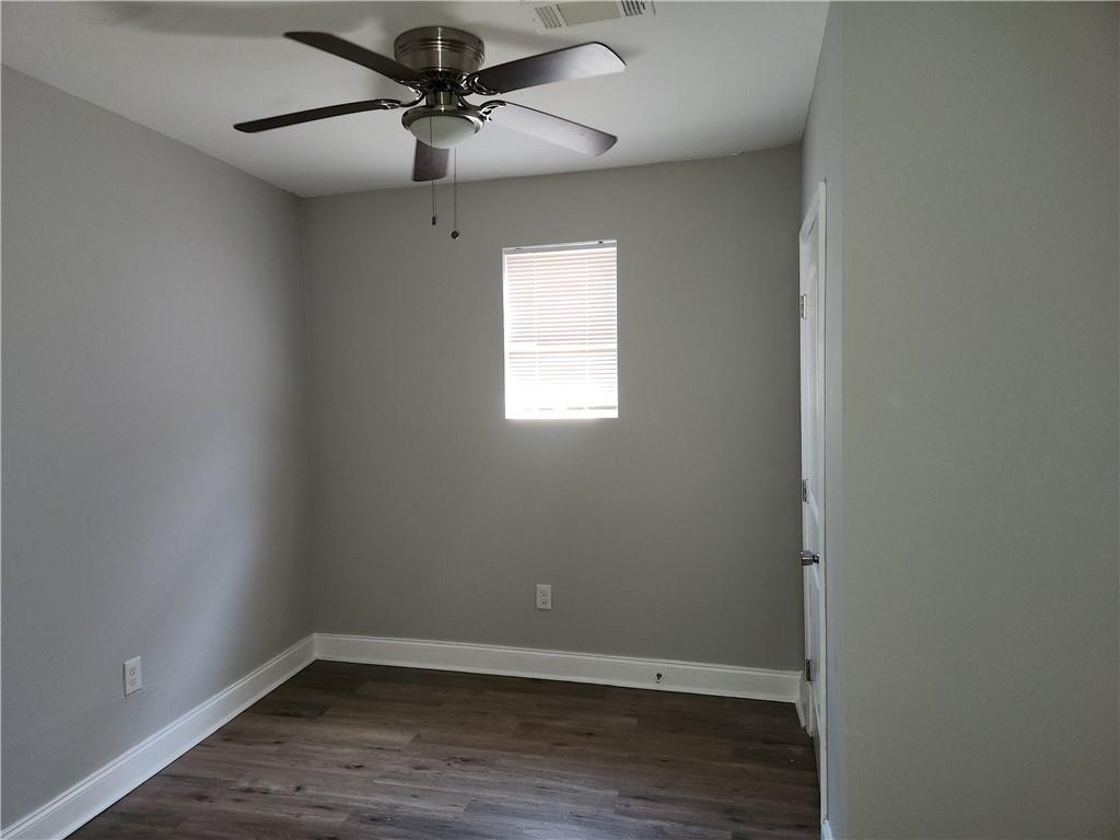 2215 MANDEVILLE Street