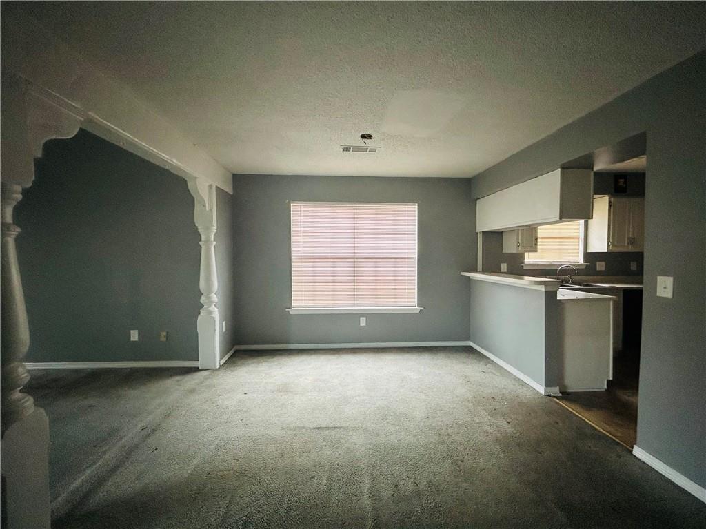 7 HERITAGE Lane 27