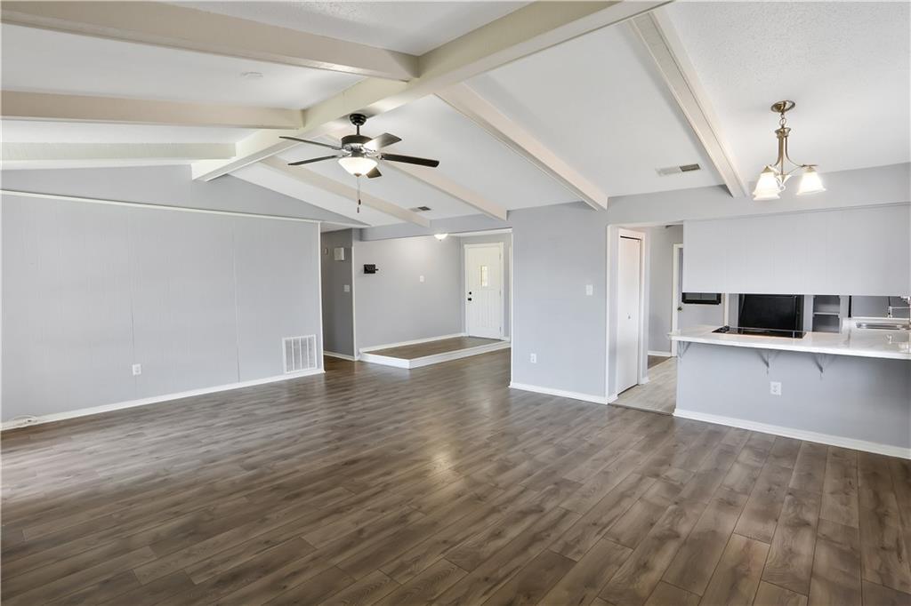 225 SUGARPINE Drive