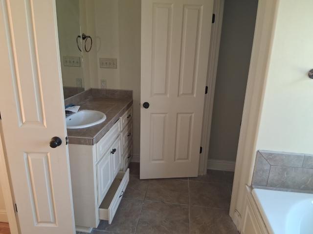 2858 GARDEN LAKES Court