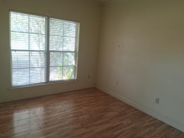 2858 GARDEN LAKES Court