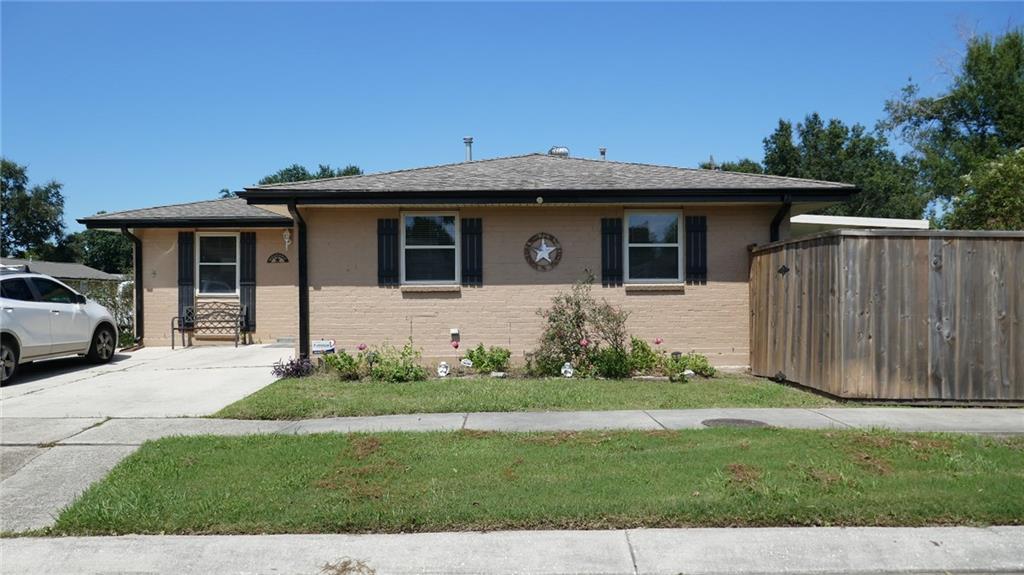 3280 COMMANDER Lane