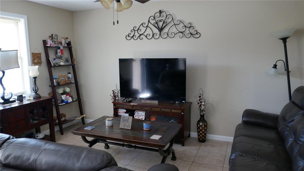 3280 COMMANDER Lane