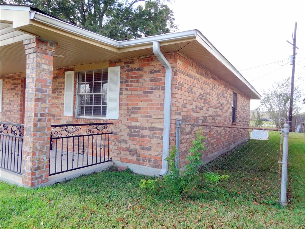 1632 HAYDEL Drive