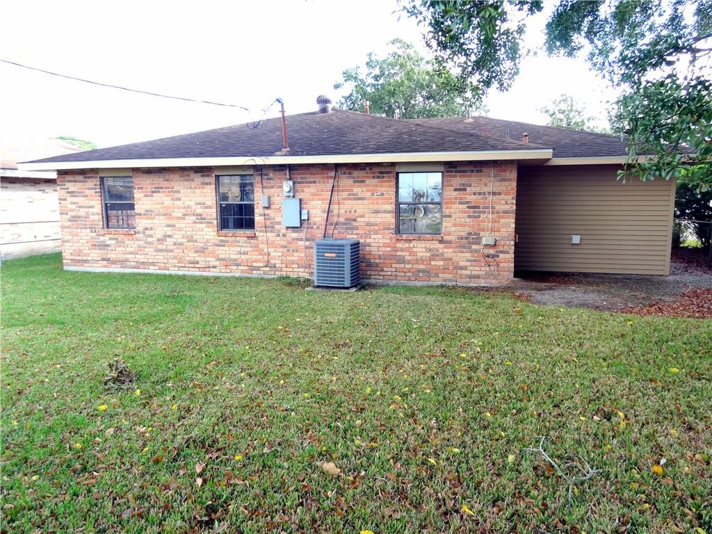 1632 HAYDEL Drive