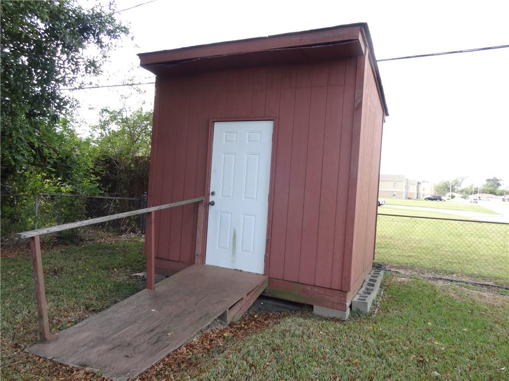1632 HAYDEL Drive