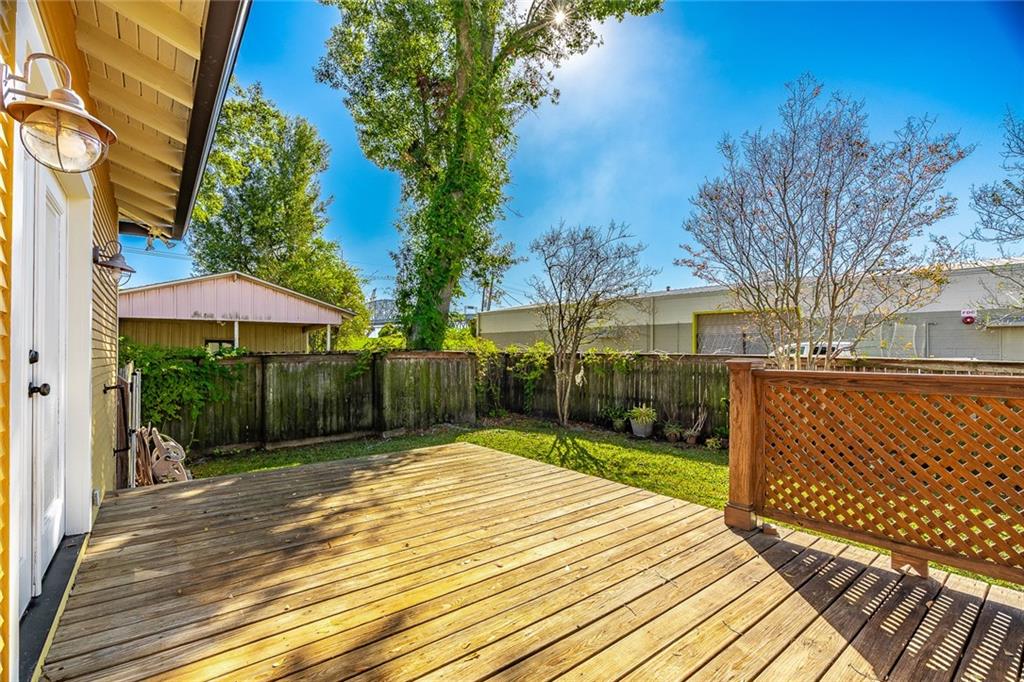 104 JEFFERSON HEIGHTS Avenue