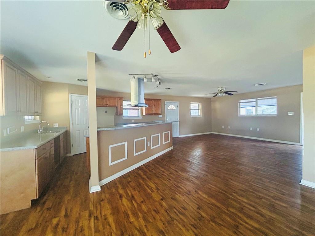 406 W PROSPER Street
