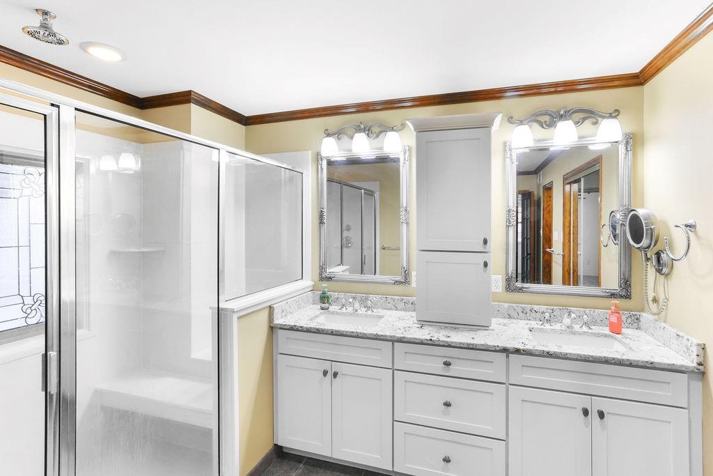 2219 LAUREL VALLEY Drive