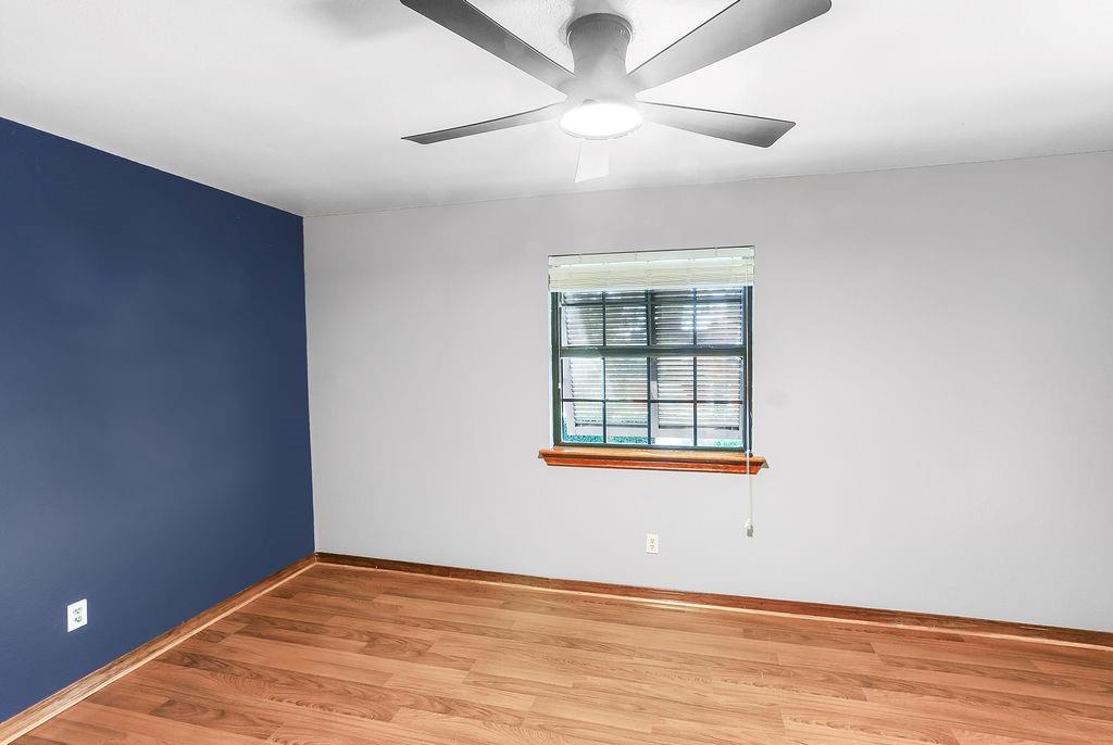 2219 LAUREL VALLEY Drive