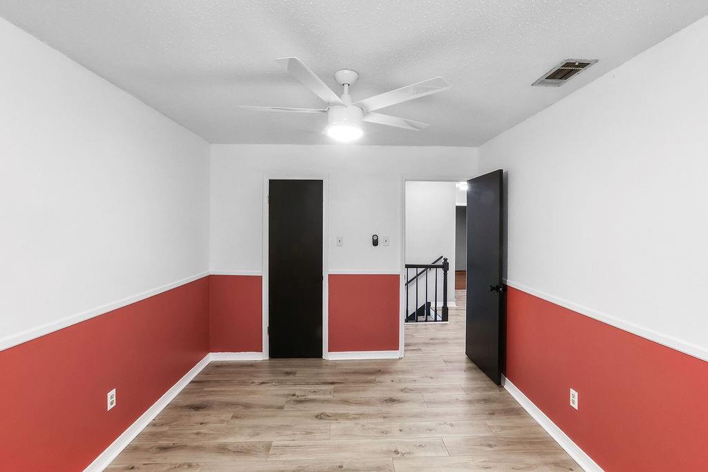 2219 LAUREL VALLEY Drive