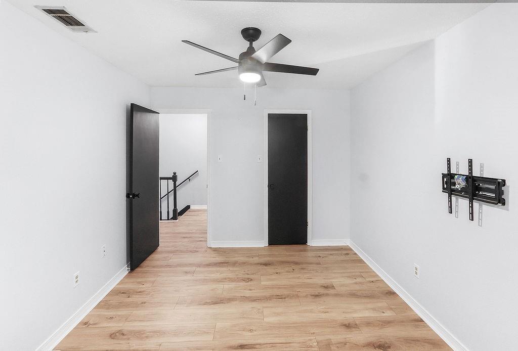 2219 LAUREL VALLEY Drive